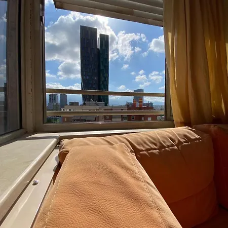 Center Upper Floor Apartment *